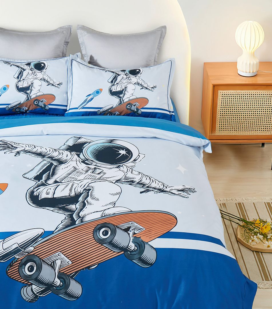 ASTRONAUT KIDS QUILT COVER SET  DOUBLE