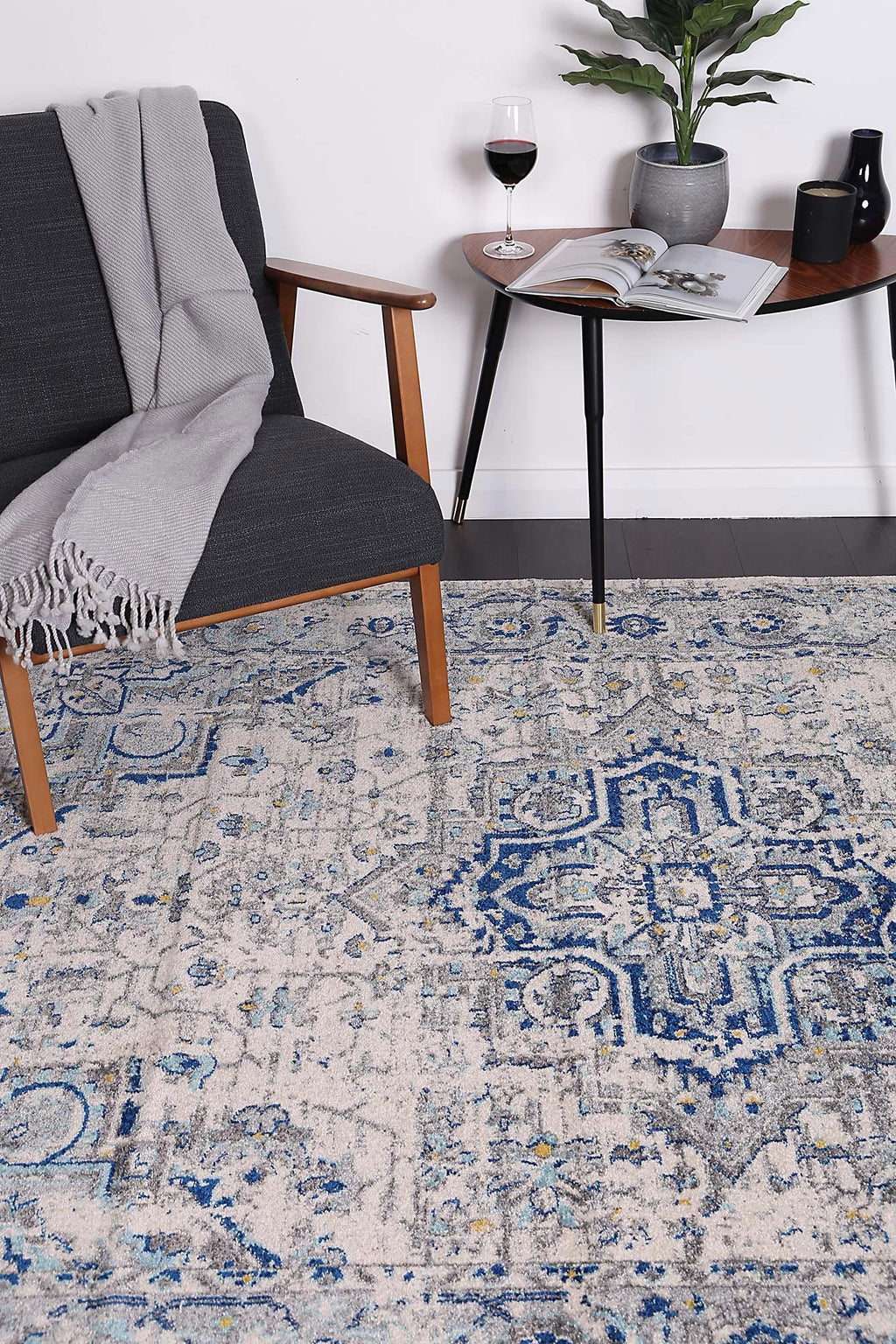 Delicate Tiffany Rug