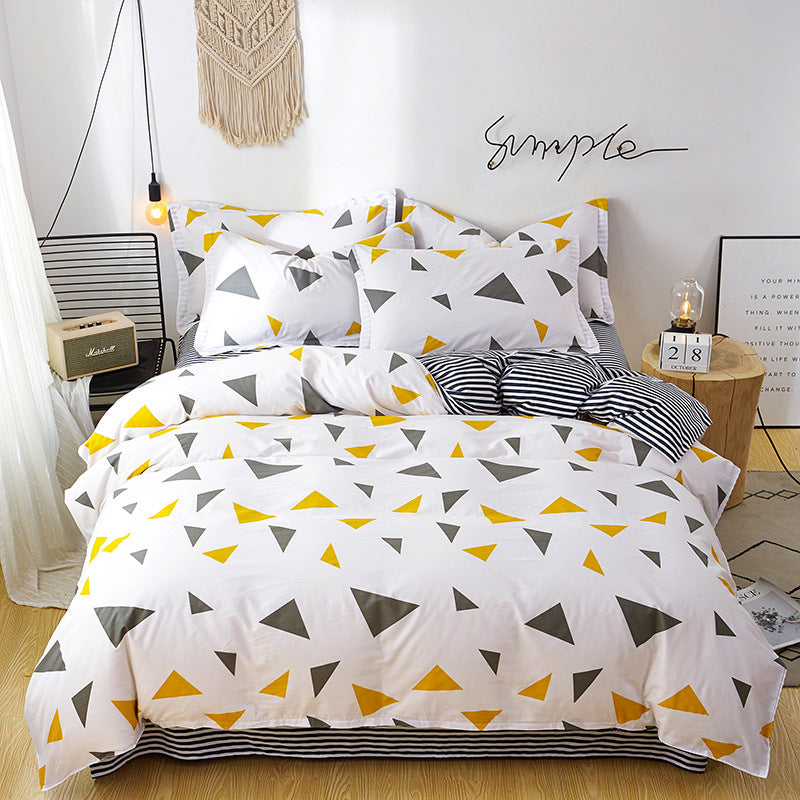 TRIANGLE PATTERN DUVET COVER