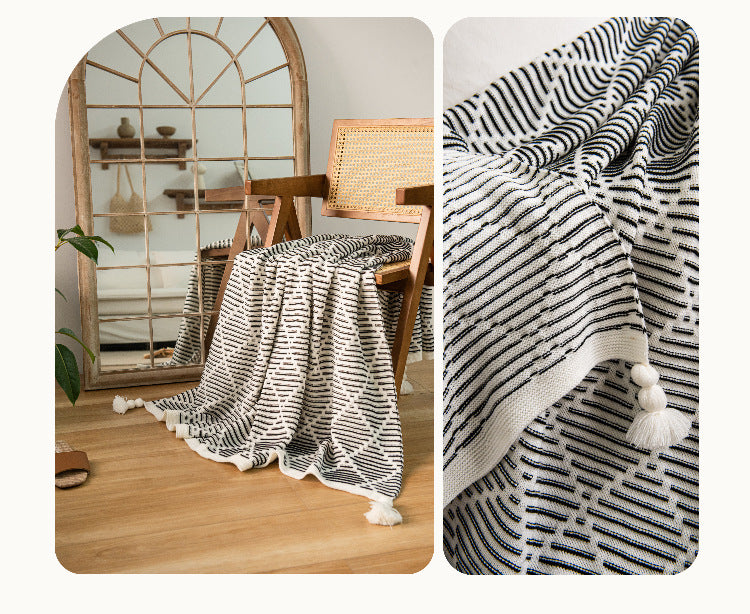 DIAMOND PATTERN THROW BLANKET BLACK