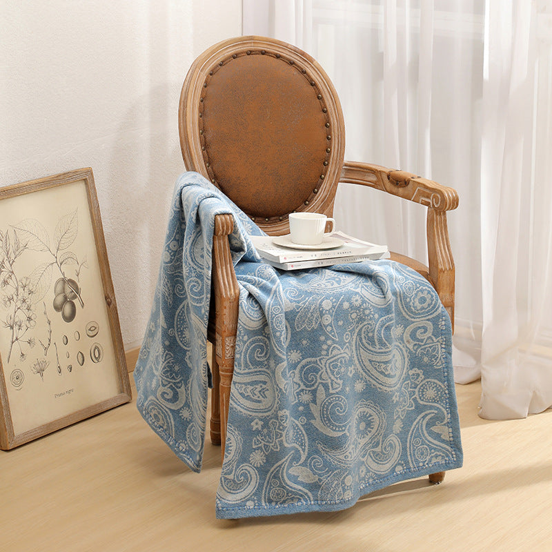 JACQUARD PAISLEY THROW BLANKET BLUE