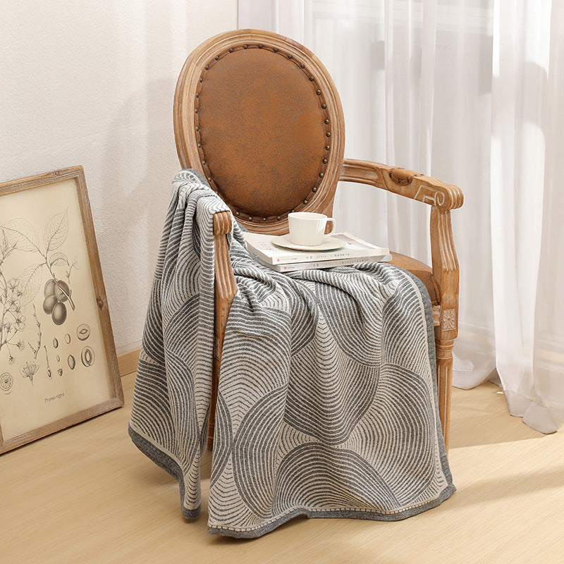 JACQUARD PAISLEY THROW BLANKET GREY